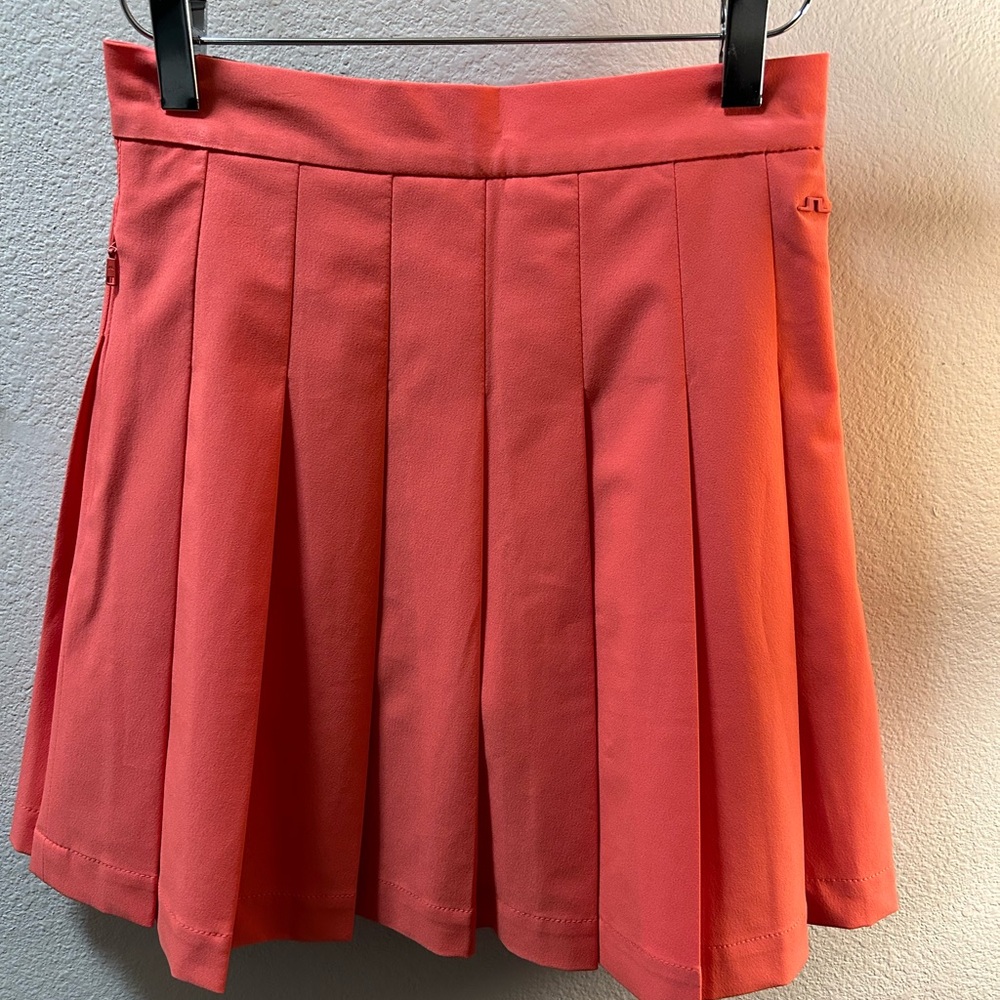 J.Lindeberg Coral-Red Pleated Mini Skirt - Picture 5 of 16